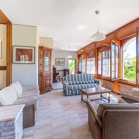 Sista Holiday home Roina