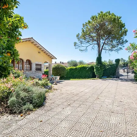 Sista Holiday home Roina